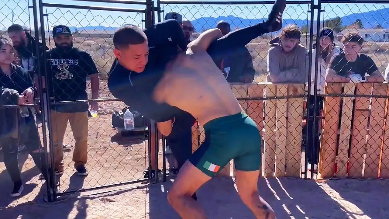 Sketchy vs Showman | SBWC33 The SmokeRanch background