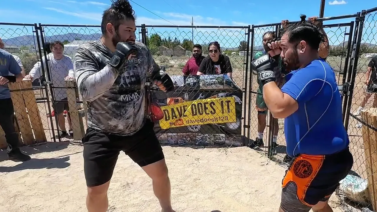 Business Man vs Umani Tsunami | SBWC36 The SmokeRanch background