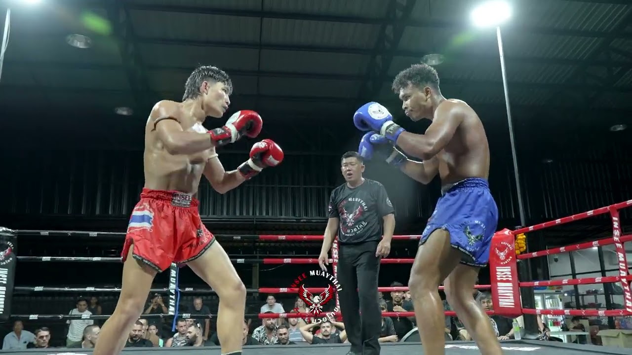 BOUT 6 🔴 Krupetch (Sinbi Muay Thai) 🇹🇭 🔵 Sansak (Super Girl Jaroon Sak Muay Thai) 🇹🇭