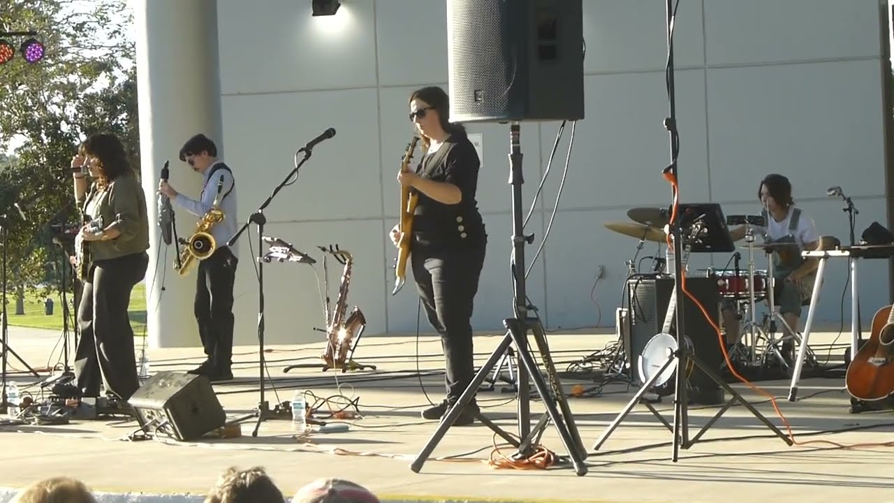 Cat Ridgeway & The Tourists - Sprinter