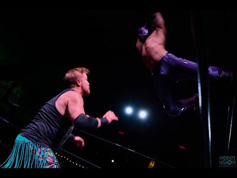 Darin Corbin vs Lince Dorado background