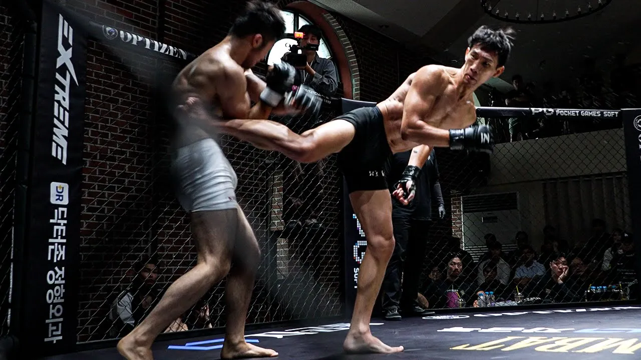 환상적인 뒤후려차기.. 울프 vs 사이보그