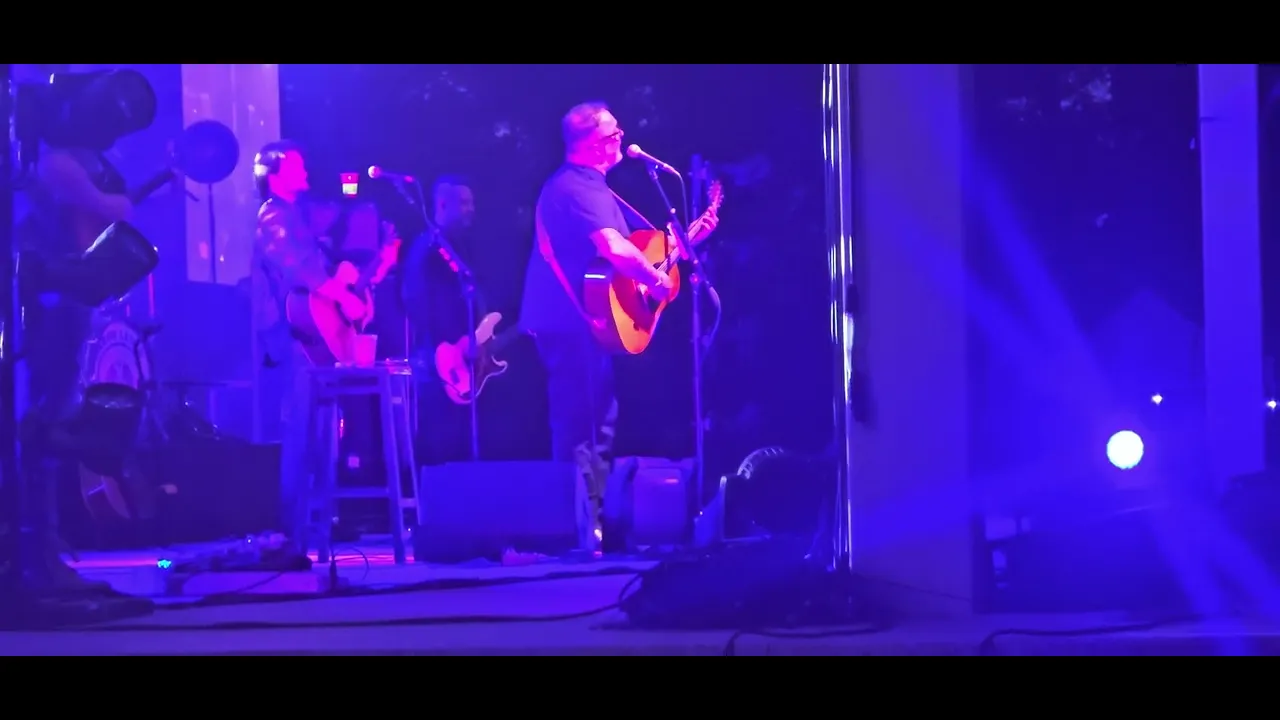 Aaron lewis 7 12 25 beaver dam amphitheater ky