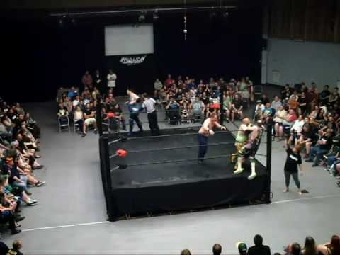 Danni Deeds & Michael More vs Sugar Cousins - ICW background