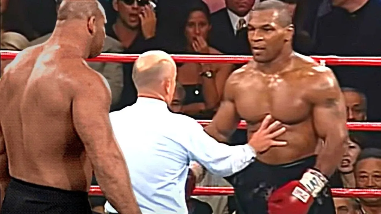 Top 20 Uppercuts That Destroyed Boxers Pt 1 background
