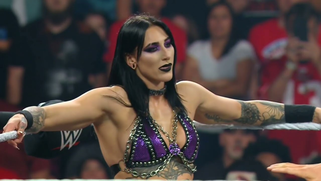 WWE RAW RHEA RIPLEY VS ZOEY STARK VS KAIRI SANE 05/19/25 background
