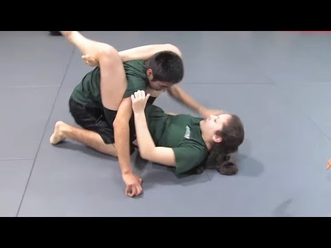 SKILL VS STRENGTH 💪 | WHO WINS? | GIRL VS BOY GRAPPLING 😤#grappling #martialarts #mma 