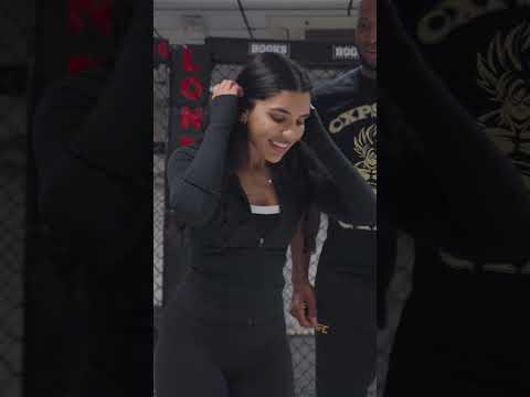 MVP's wife tries the 1 rep challenge 🤣 #mma #ufc #pilates #funnyvideo