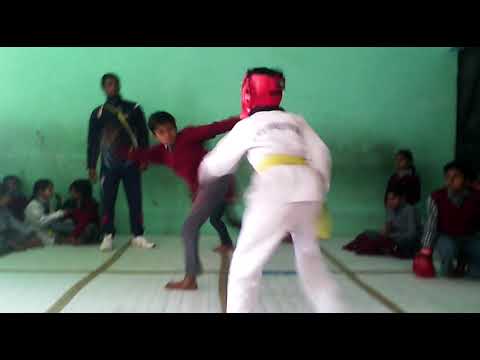 training of. taekawondo aaryn prdhan or aadity prdhan fight ki vedio coach ,mohamad aazad khan