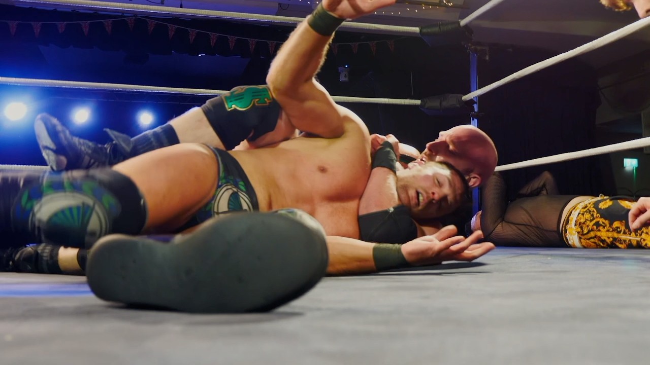 FULL MATCH: Lance Cole vs. Simon Miller background