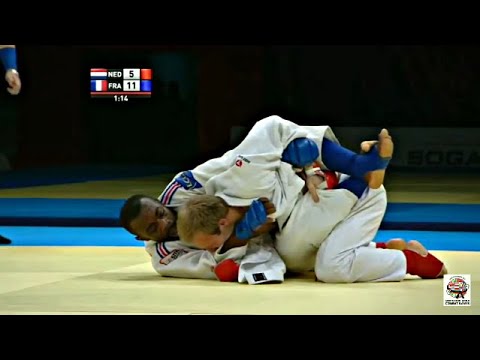 Percy Kunsa (FRA) vs Johan de Gier (NED) World combat games 2013 Bronze medal match backdrop