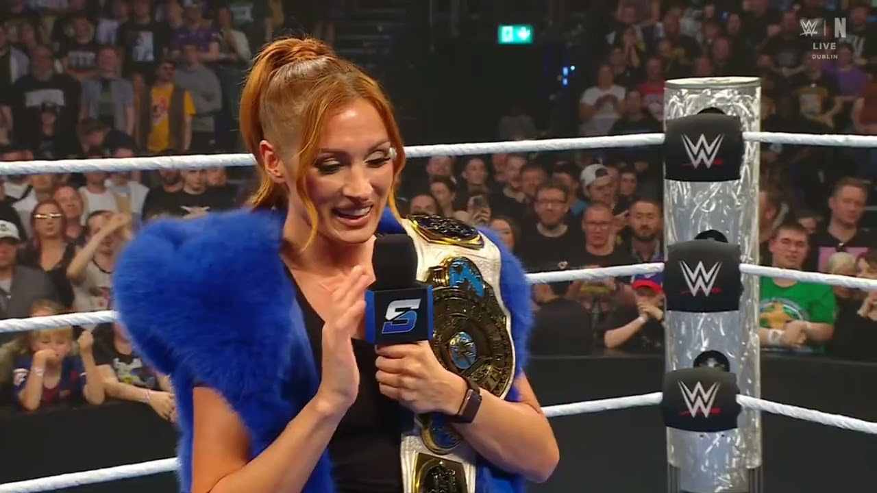WWE SMACKDOWN BECKY LYNCH HOMETOWN ENTRANCE 08/22/25 background