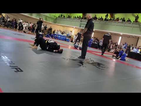 Barrett Gregg (Mabjj) Vs. background