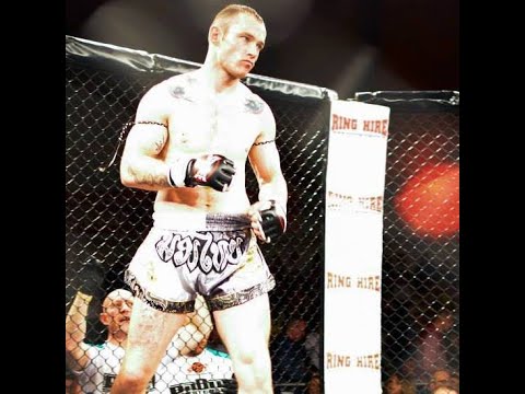 นักมวยฝรั่ง - Muay Thai Training in Dublin 🇮🇪 | “Dancing with Death” at Bangkok Boxing Gym |