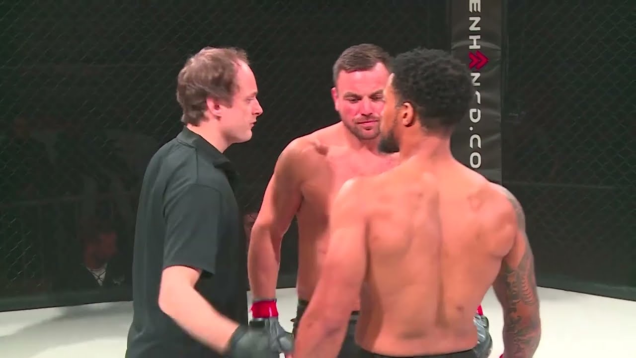 BFC3 Co Main Event: David Connolly vs Rhino T King Daley background