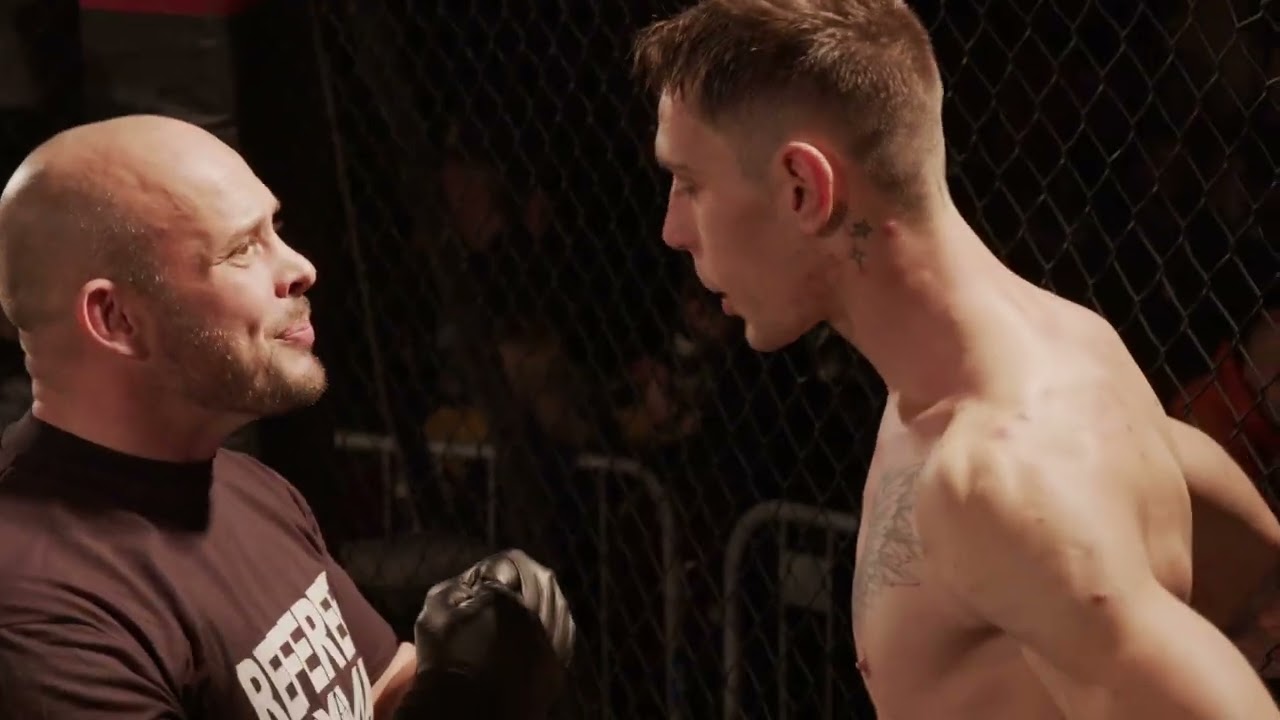 Marcel Michalik Vs Derek Holding