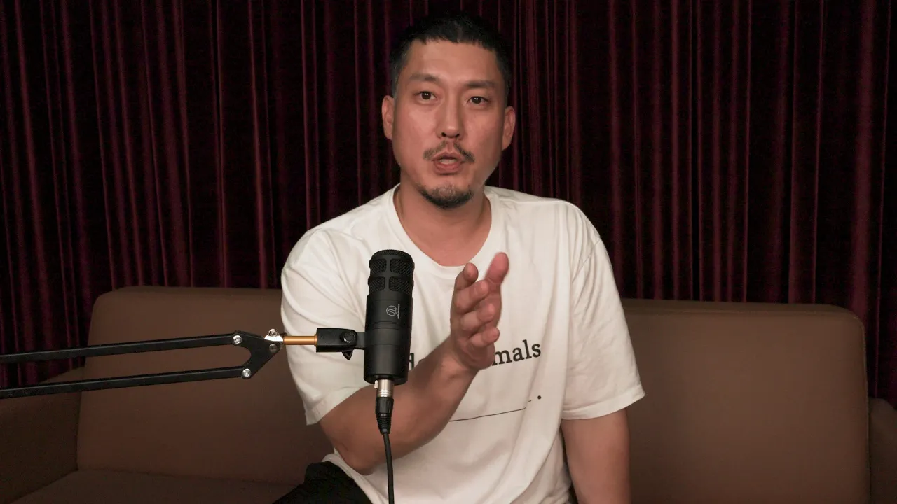 "맞아요 저 낙하산이에요" 1000객실 호텔사장 김헌성