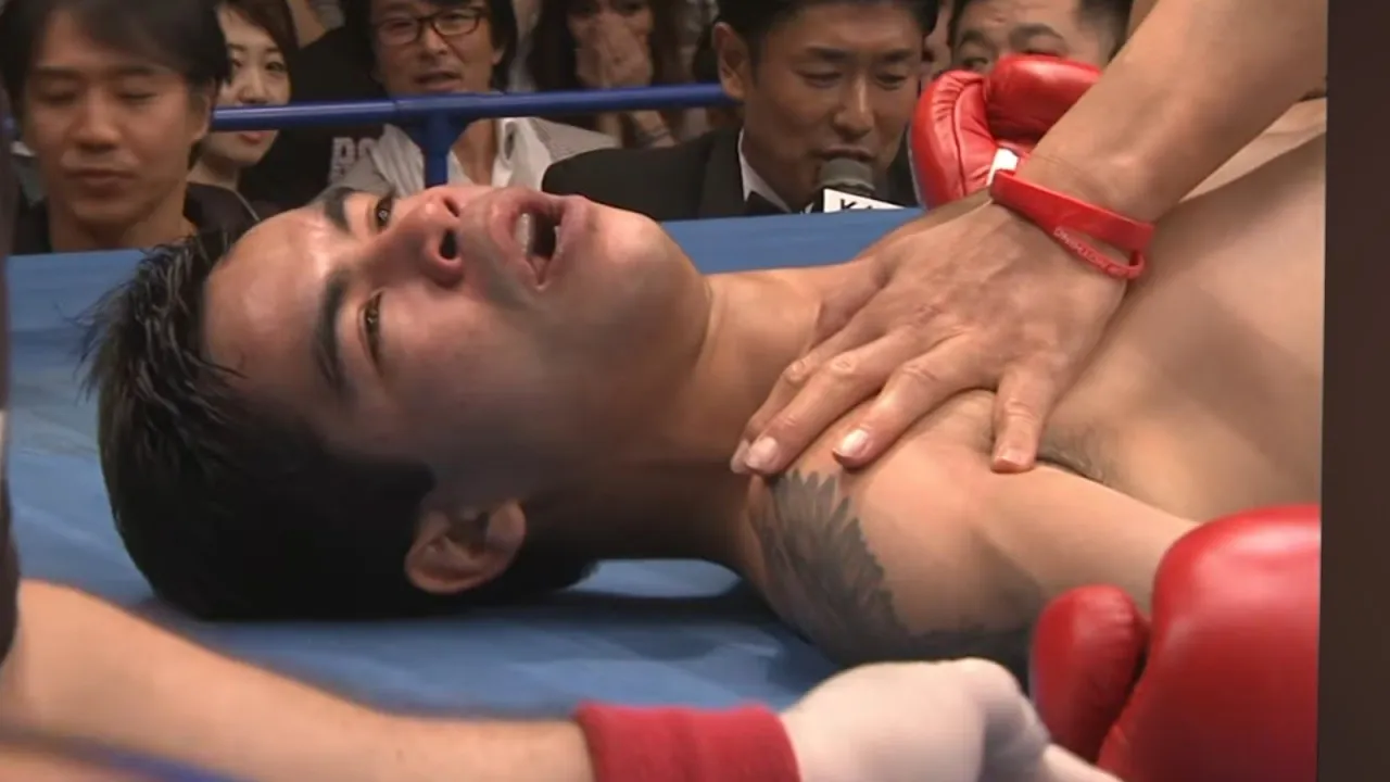 MMA Savage Knockouts you don't want to miss!! background