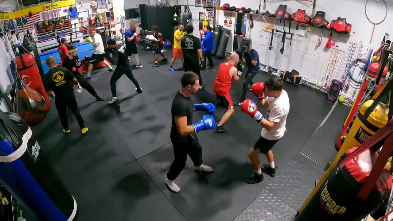 Adult BOXING CLASS! Learning real deal boxing