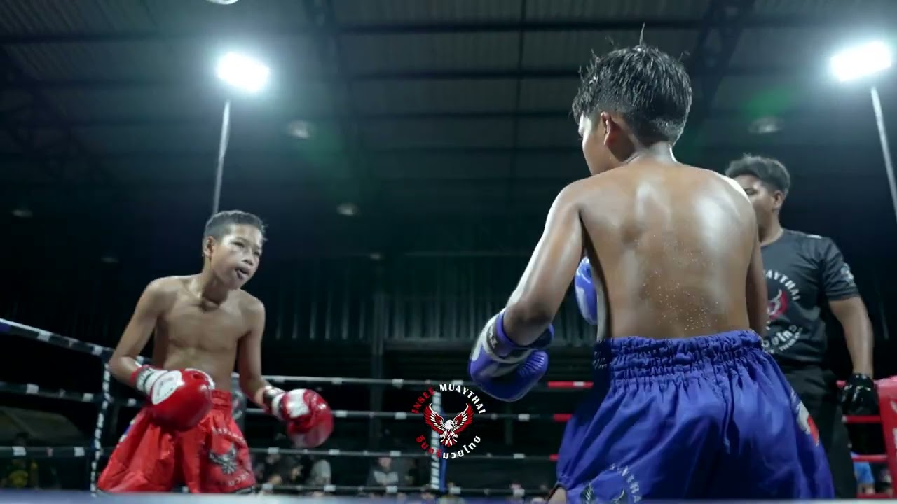 BOUT 2 🔴 Pratuk Muslim (Sinbi Muay Thai) 🇹🇭 🔵 Prarihan (Sid Kru Jaroon) 🇹🇭