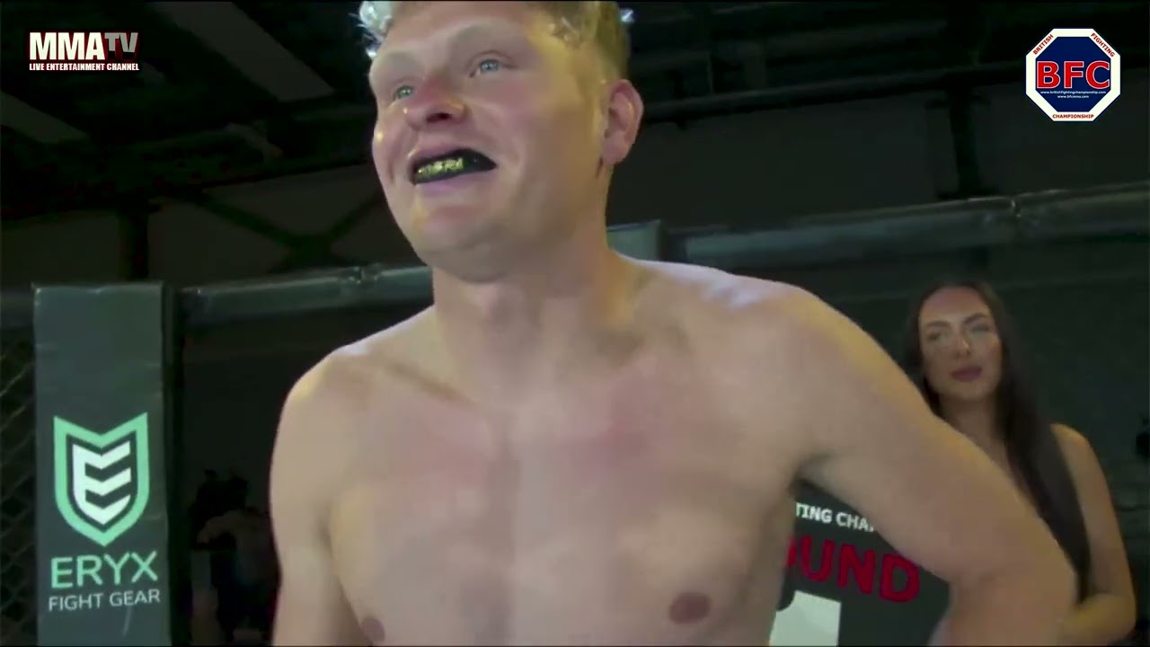 BFC7 Bout 4 Guy Calpin VS Elliot Harbourne background