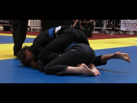 Women's Brazilian Jiu-Jitsu Lani Strijbosch Dominant Win (19-0) background