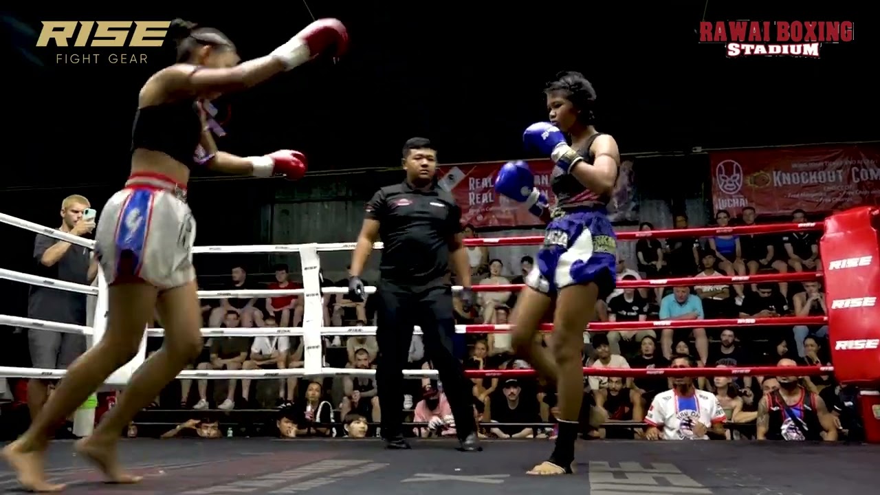 🇹🇭 Thai Girls Fight | Young Thai Girls Go Head-to-Head in Muay Thai Clash!