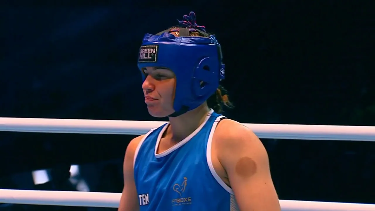 Caroline Cruveillier (France) Vs. Huang Hsiao-wen (Taiwani) World Championships 2019 54kg Final background
