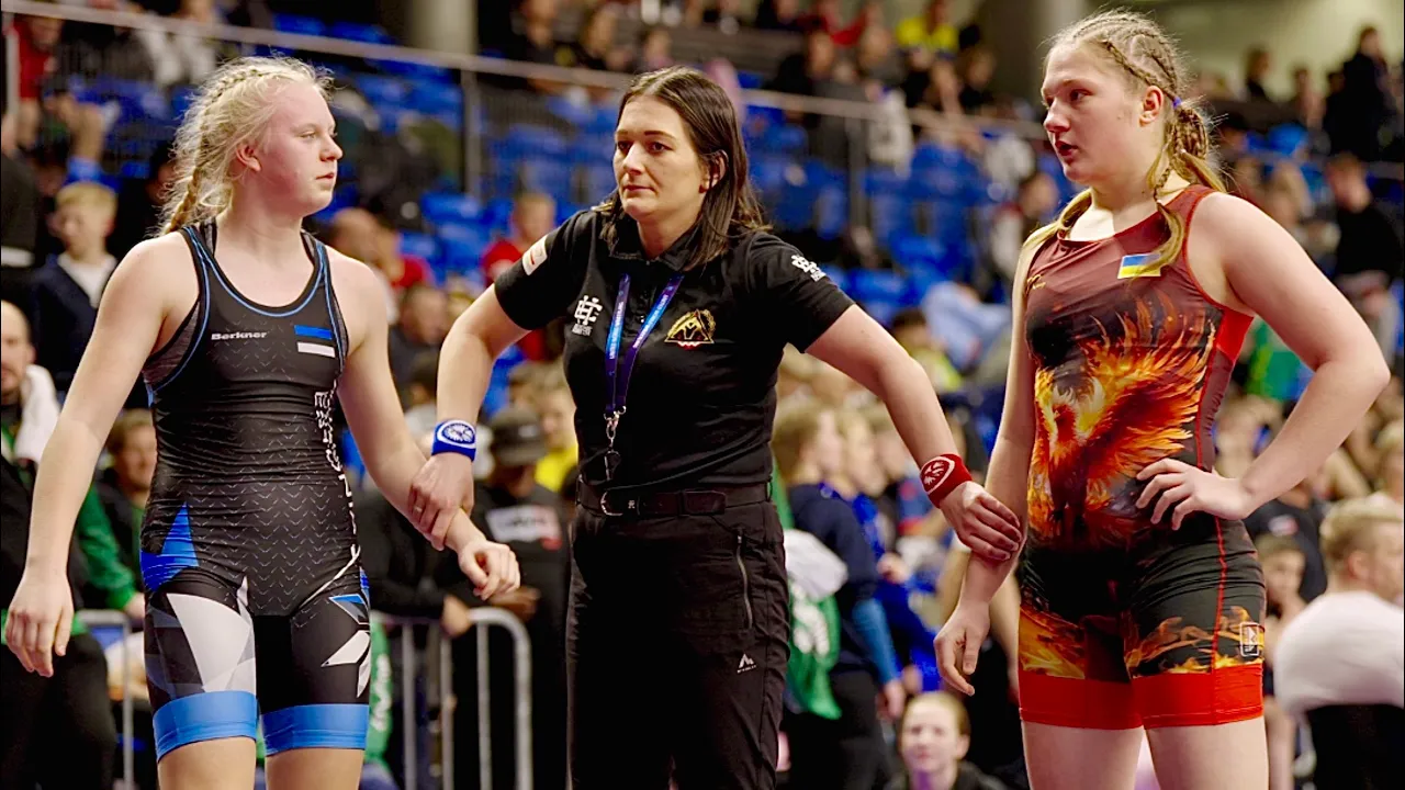 U17 Marusia Haidamanchuk (UKR) vs Mirtel Lees (EST) 69kg. Women girls youth wrestling. B-cam-man