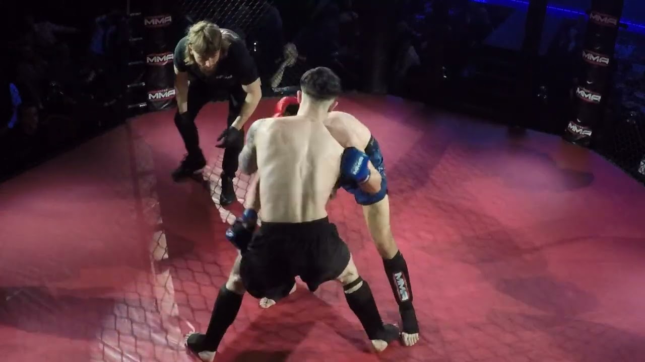 SUNDERLAND | ULTRA MMA | SEISIMIC SEAN WAKE VS JAYDEN ROBSON