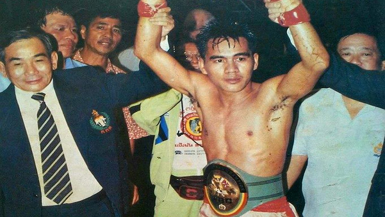 Muangchai Kittikasem Boxing Highlights & Knockouts (เมืองชัย กิตติเกษม)