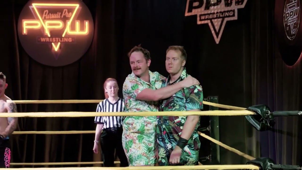 Crashboat vs Gene Munny & Wing Commander Nash (PPW First Pursuit) background