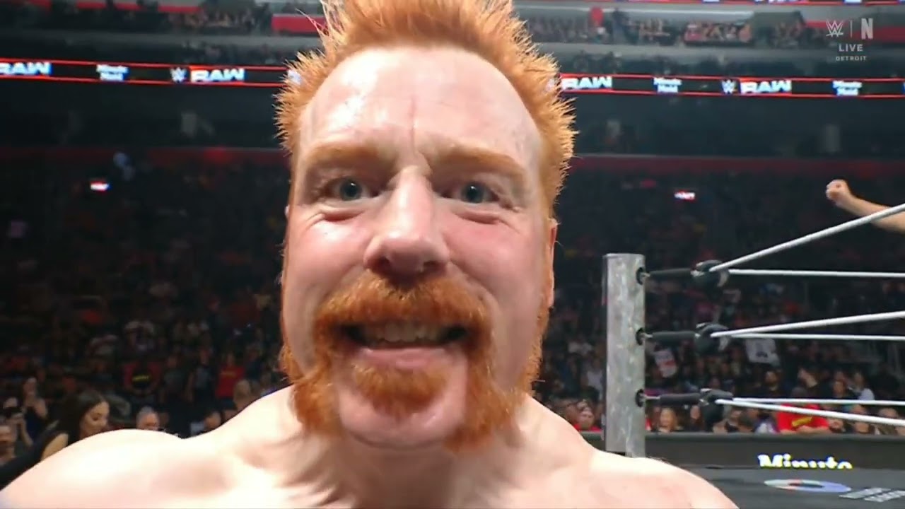 WWE RAW SHEAMUS VS GRAYSON WALLER 07/28/25 background