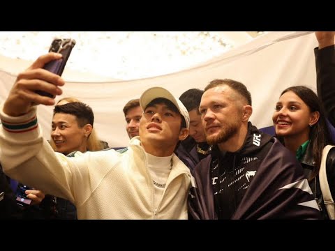 UFC: Пётр Ян vs Дейвесон Фигерейдо | В центре внимания: самолет фанатов, слова после боя, команда backdrop