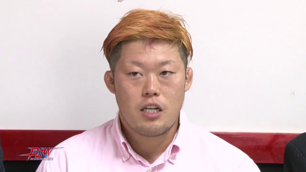 7月18日 高橋匡哉入団会見 background