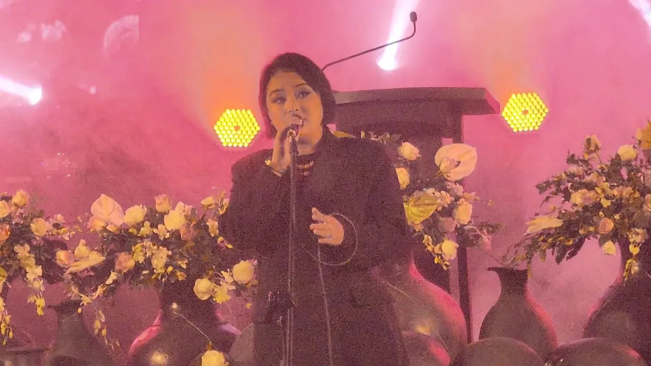 Zowe keleu eyimi - Keneisenuo Sorhie live at SASU 75th Anniversary 2025 background