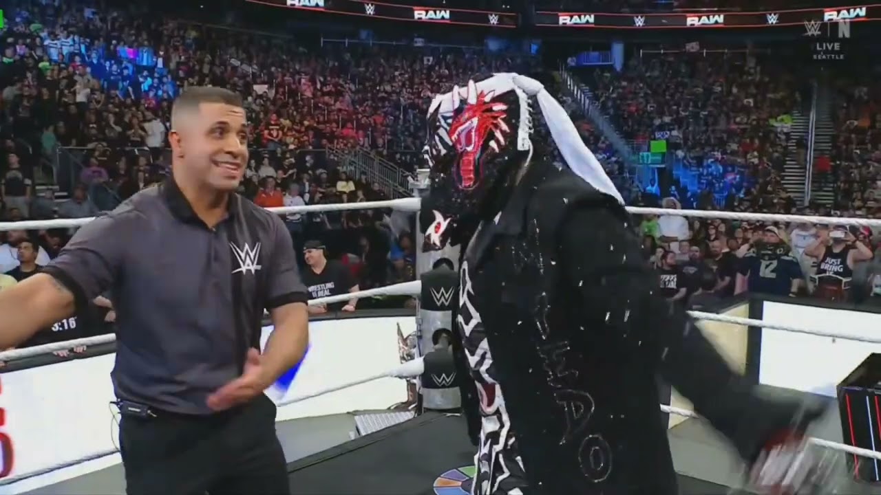 WWE RAW PENTA VS EL GRANDE AMERICANO 03/09/26