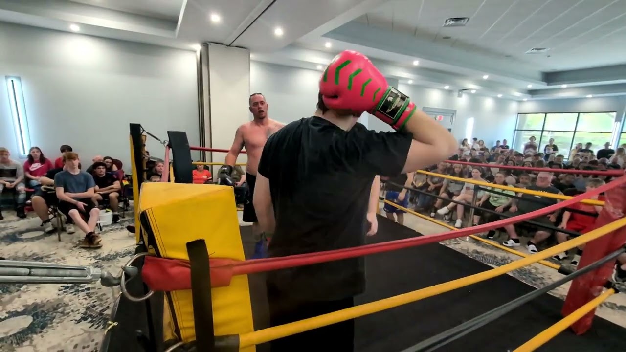 SKY BULL VS MCLAIN ( BOXING ) background