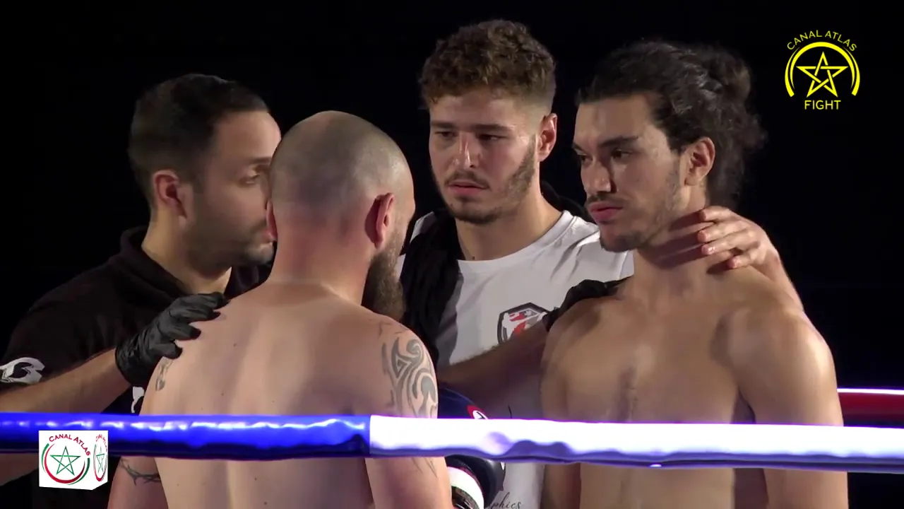 Zakaria Akhazzam Boxe Comminoise VS Rozinski KB Dour "La Nuit du Muay Thai 5" à Elouges
