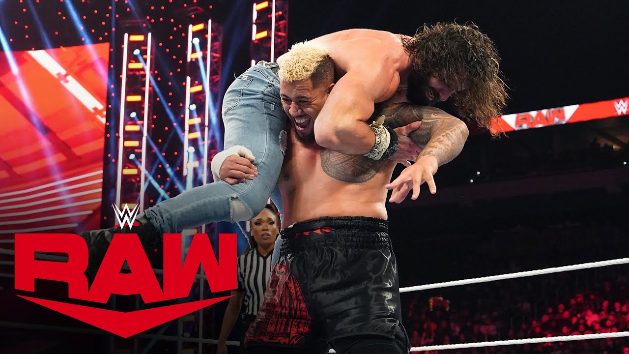Elias vs. Solo Sikoa: Raw, Dec. 12, 2022 background