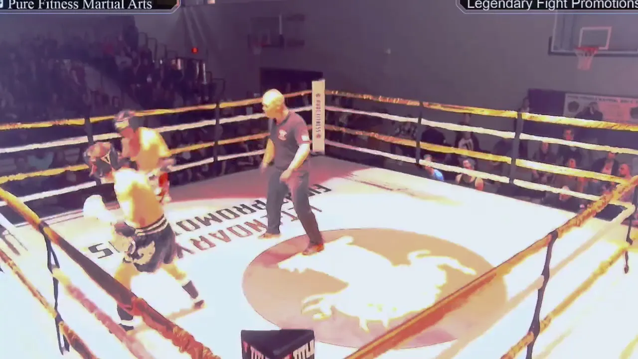 Henry Huck vs Skylor Toves Muay Thai