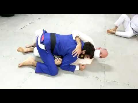 A importância da boa esgrimada e posicionamento no JiuJitsu background