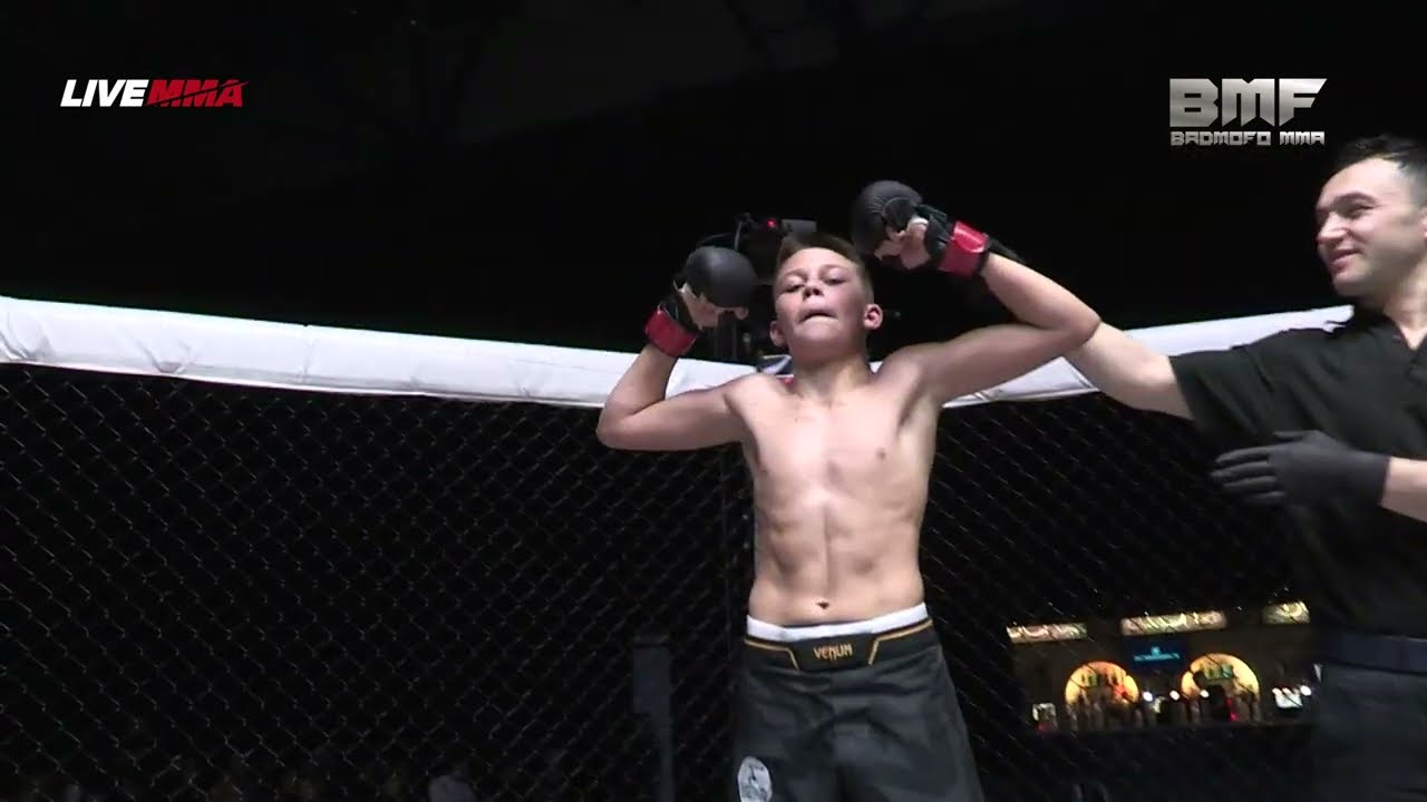 BMF Juniors 2 | Ollie Ward vs George Rae background