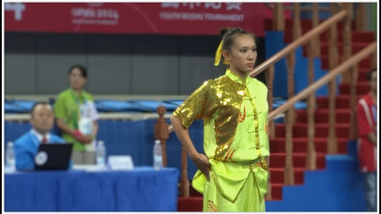 NANJING 2014 Wushu Tournament - Women Changquan TPE Liu Ting Ting 劉廷亭 9.35 backdrop