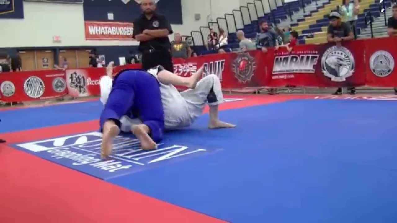2015 Grand Canyon State Open Carlos Farias VS Rob Bradley background
