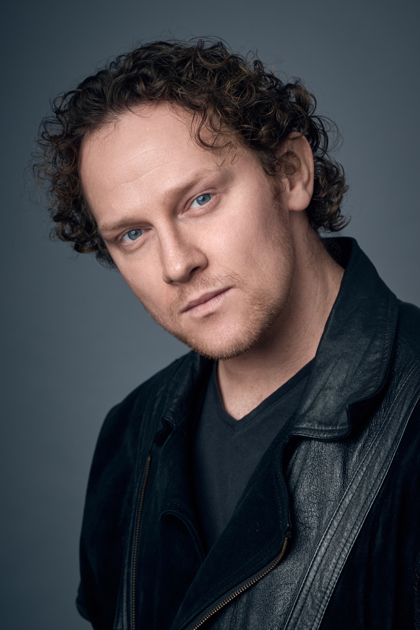 actor Lucas Andrews large photo