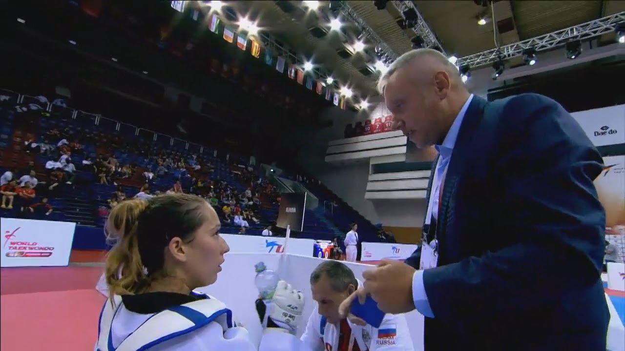 Semifinal F+67 Moscow 2017 World Taekwondo Grand-Prix IVANOVA Olga (RUS) vs KIM Bich-Na (KOR) background