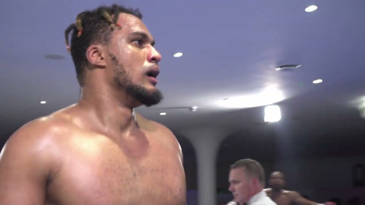 British Heavyweight Championship - Mike Boune Vs Fransesco Asfaha. backdrop