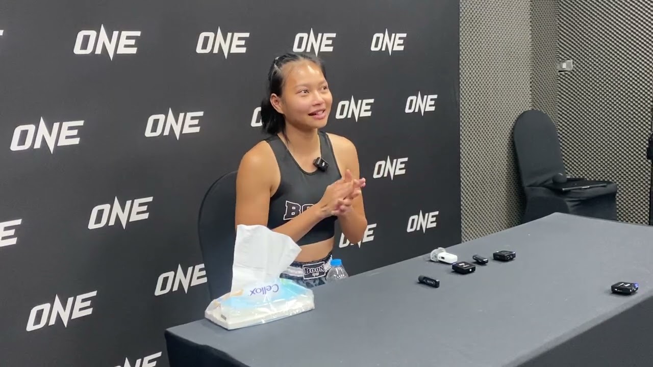 สัมภาษณ์ แอนนาซุปเปอร์เกิร์ล หลังประกาศแขวนนวม 