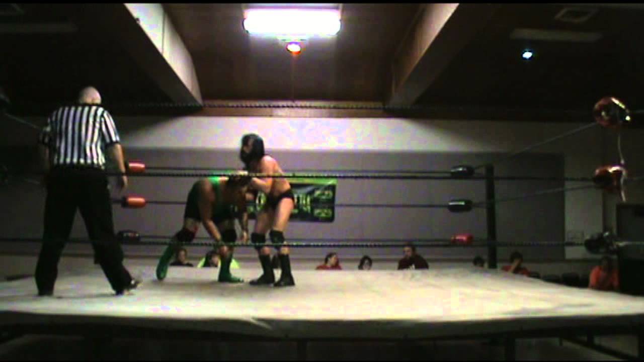 High Voltage 2013 - Guy Smith VS Blake Steel